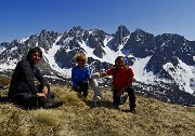 68 In cresta  sulla cima del Gardena con le Piccole Dolomiti Scalvine da sfondo